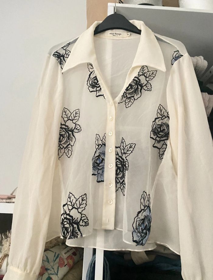 🖤Chemise brodée Taille M - photo numéro 6