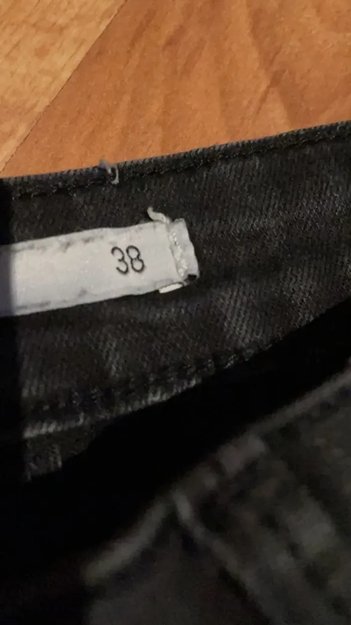 Skinny jeans noir - photo numéro 4