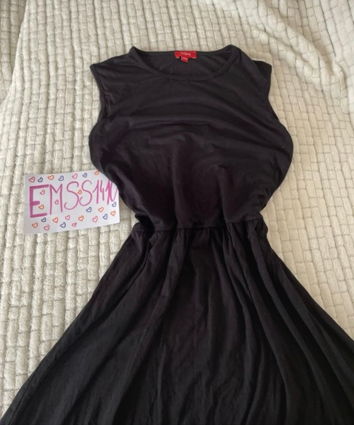 Robe noir
