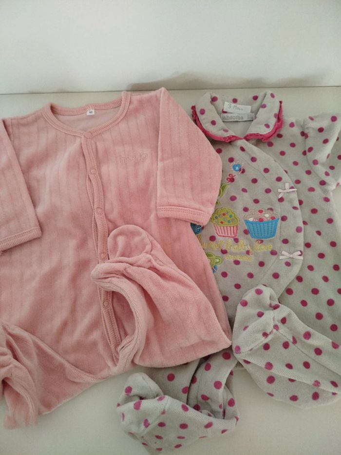 Lot 2 pyjamas fille 3 mois – velours doux