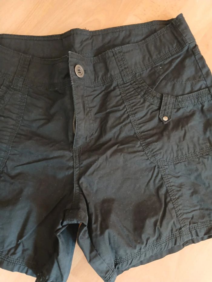 Short noir taille 40 Kiabi - photo numéro 2