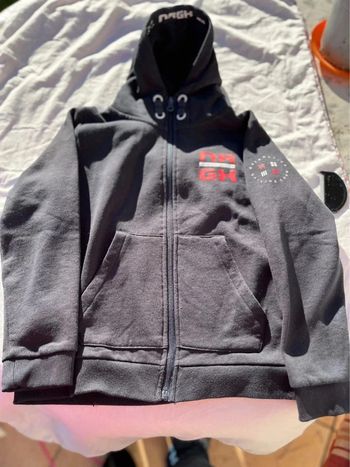 Gilet zippé énergétique taille 10 ans