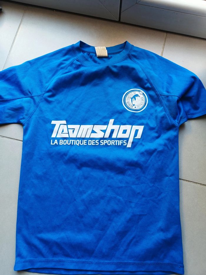 Tee -shirt taille 12/14 ans