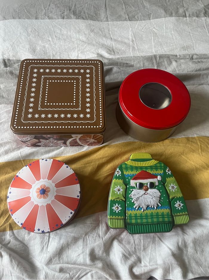 Lot de 4 boîtes métal
