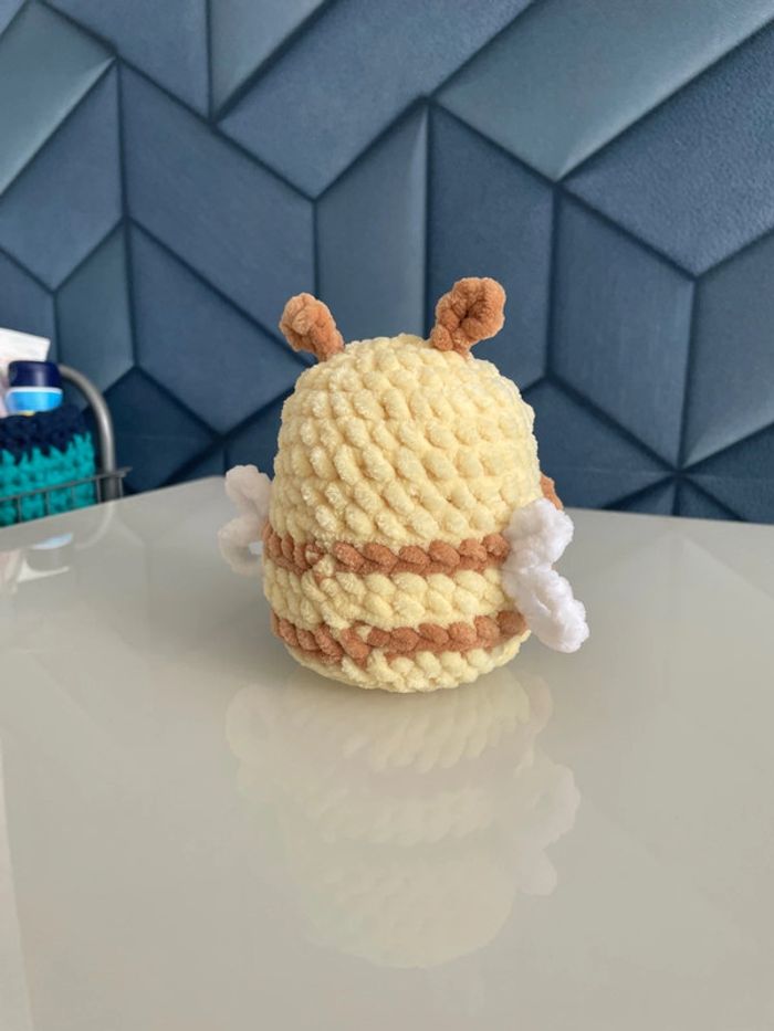 Abeille boule amigurumi - photo numéro 4