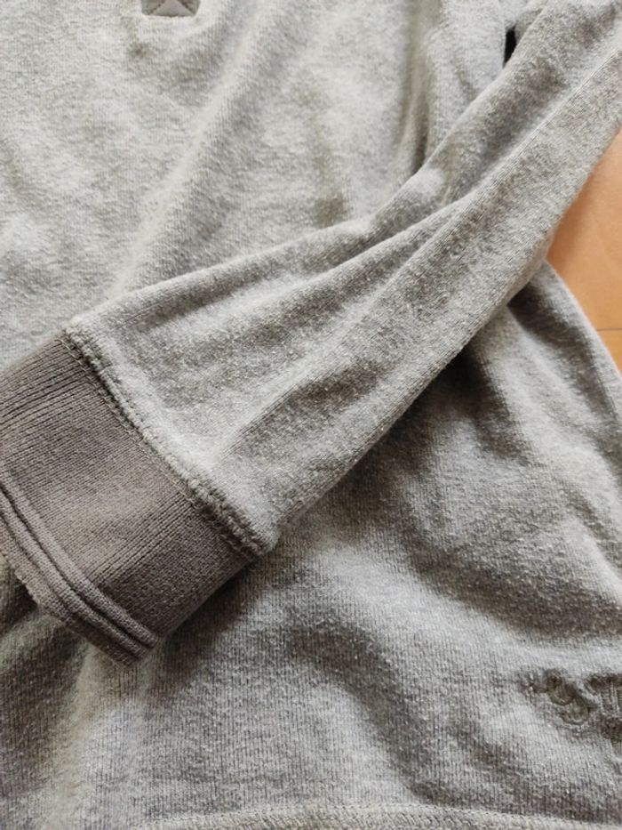 Tee shirt/pull léger 7/8 ans - photo numéro 5