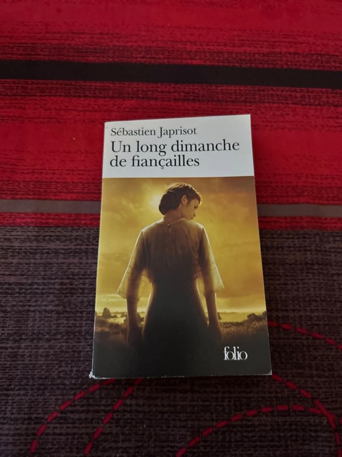 Un long dimanche de fiançailles