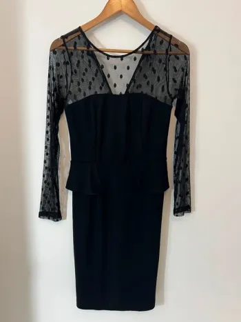 Robe manches plumetis