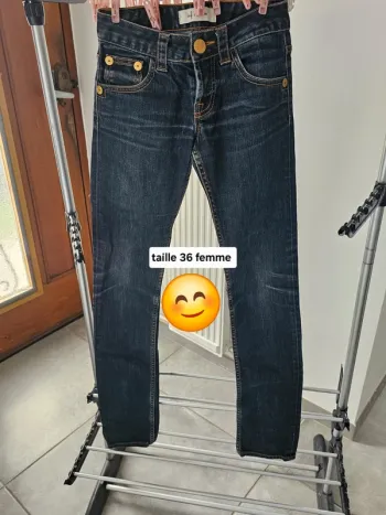 Jean bleu fonce taille36 fille