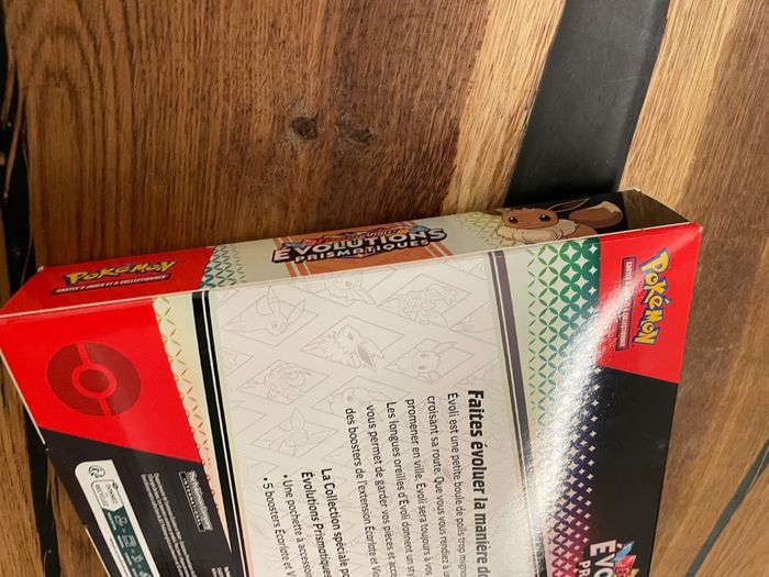 Pokémon Coffret Pochette Évoli - Évolutions Prismatiques (EV8.5) - NEUF FR - photo numéro 4