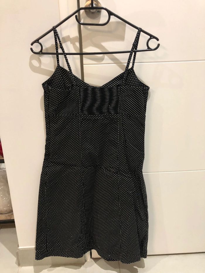 Robe noire à pois blancs - photo numéro 2