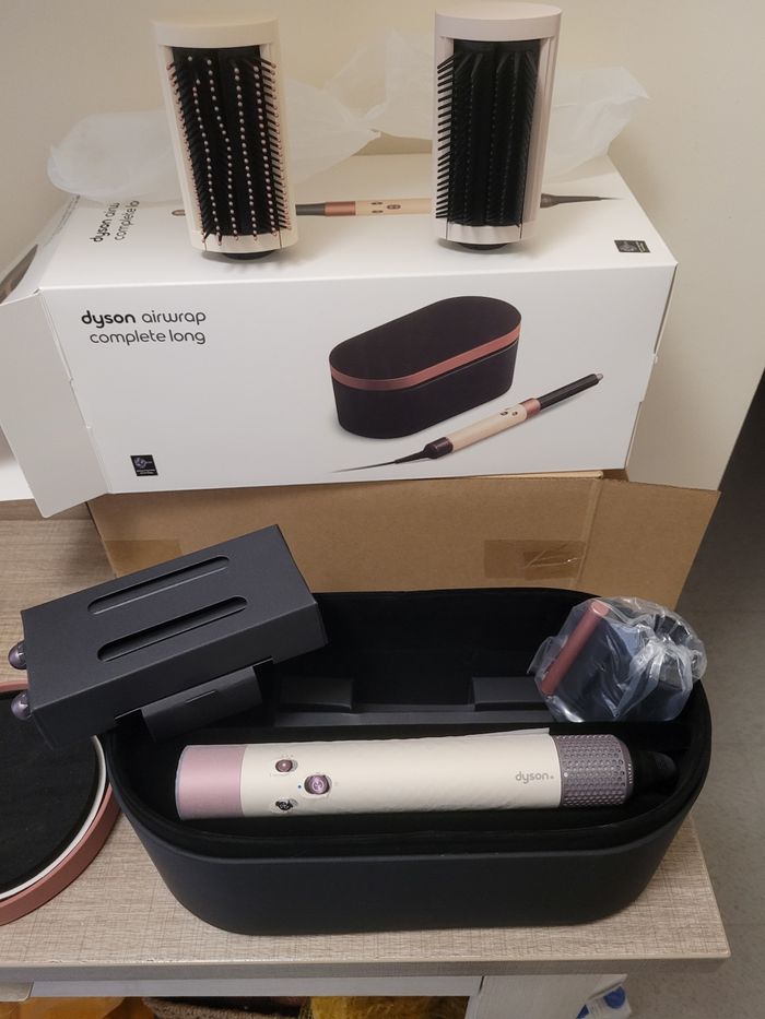 Airwrap Dyson neuve - photo numéro 5