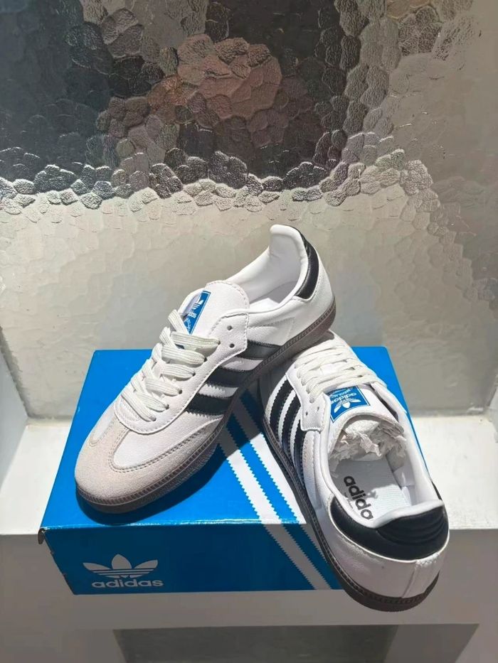 Originais Adidas Samba OG Blanc Taille 37 - photo numéro 4