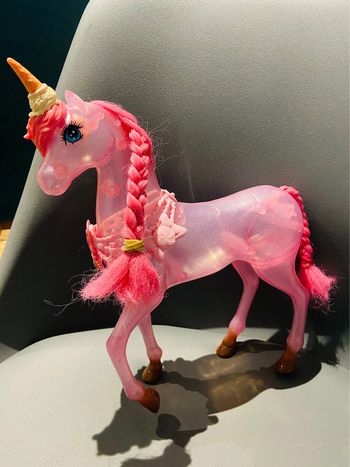 Grande Licorne Barbie Dreamtopia Licorne Rose Corps Translucide Corne Crème Glacée