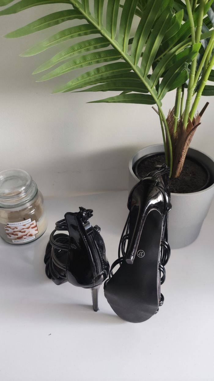Chaussures à talons femme - photo numéro 3