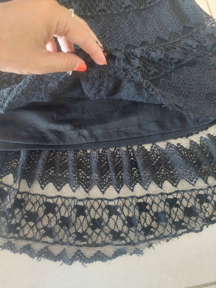 Robe dentelle - photo numéro 2
