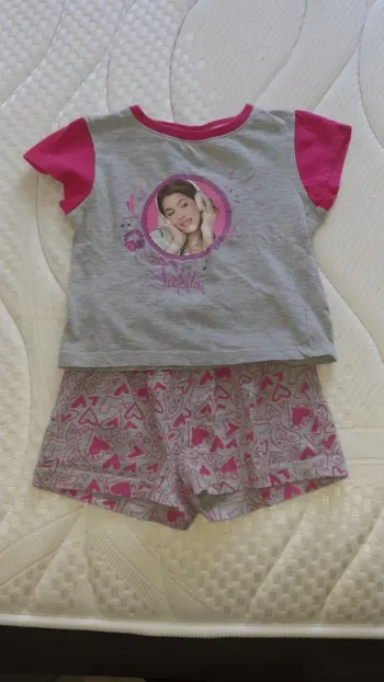 Ensemble Disney Violetta