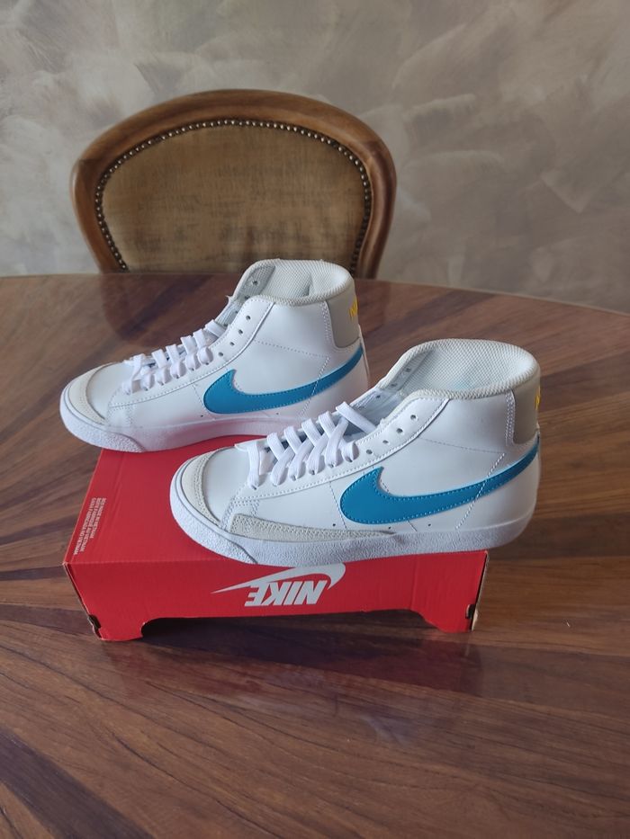 Baskets Nike blazer mid 77 T 37.5