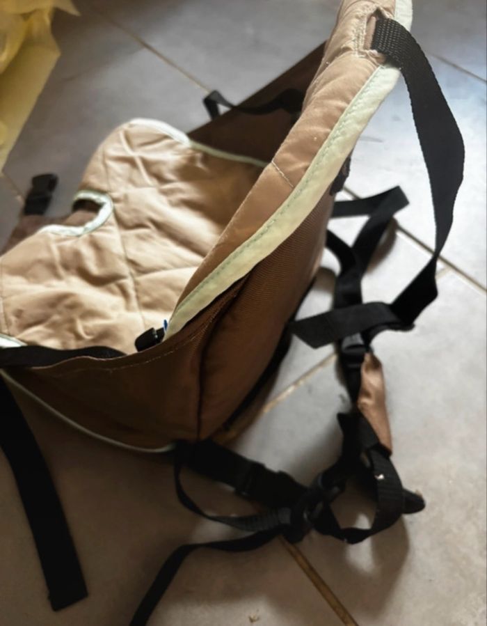 Rehausseur de voyage - photo numéro 2