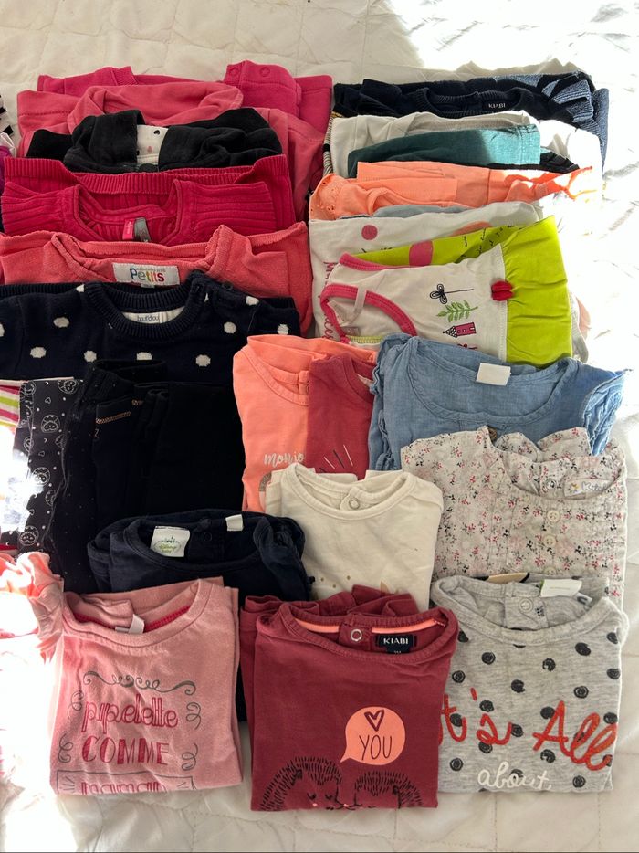 Lot de 33 vêtements fille taille 9 mois - photo numéro 3