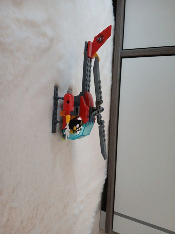 lego pompiers hélicoptère - photo numéro 2