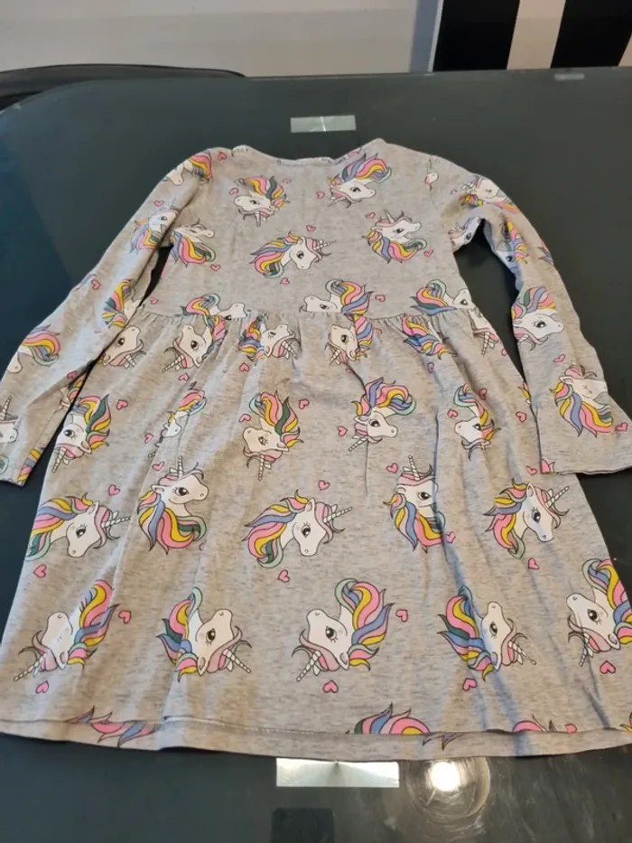Robe licorne fille 8 ans - photo numéro 2