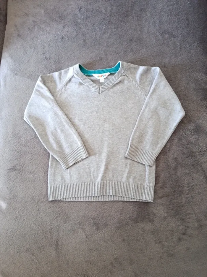 Pull léger, col V 4 ans, Kidkanaï