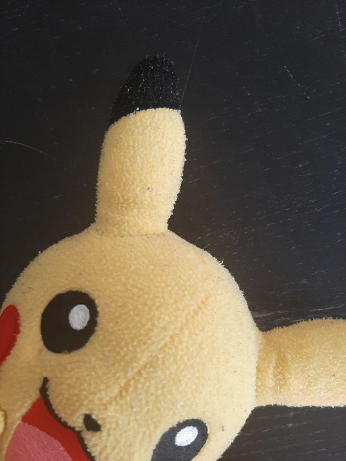 Peluche pikachu - photo numéro 3