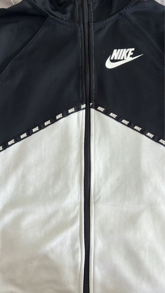 nike tech - photo numéro 2