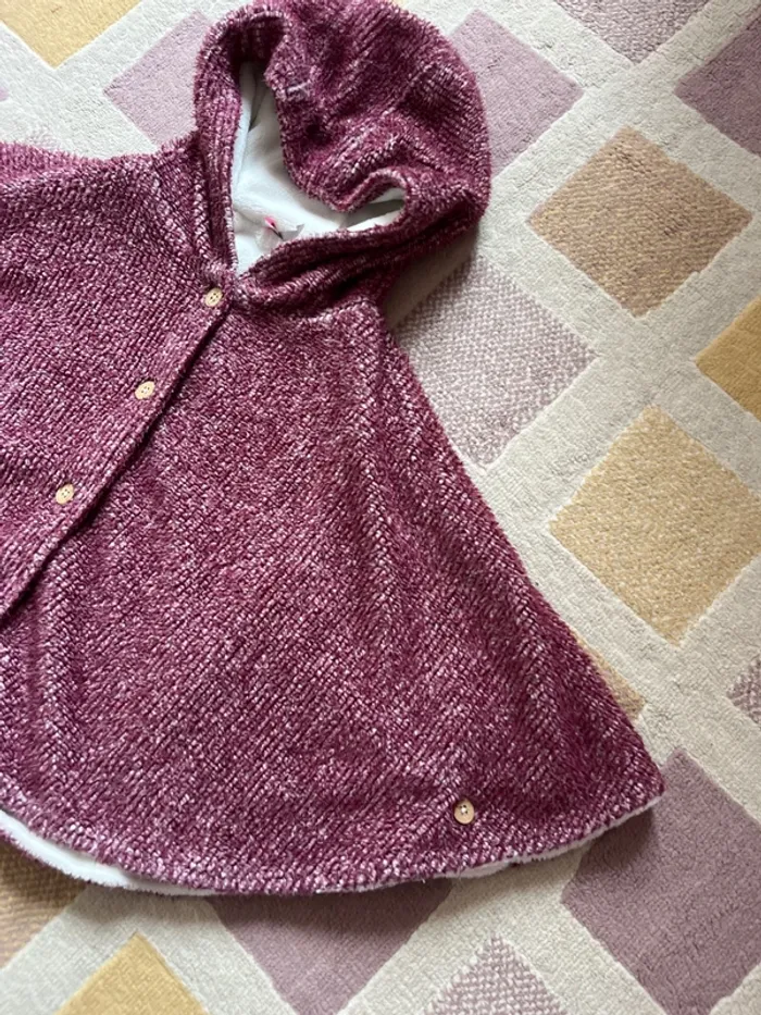 Poncho taille 10 ans - photo numéro 2
