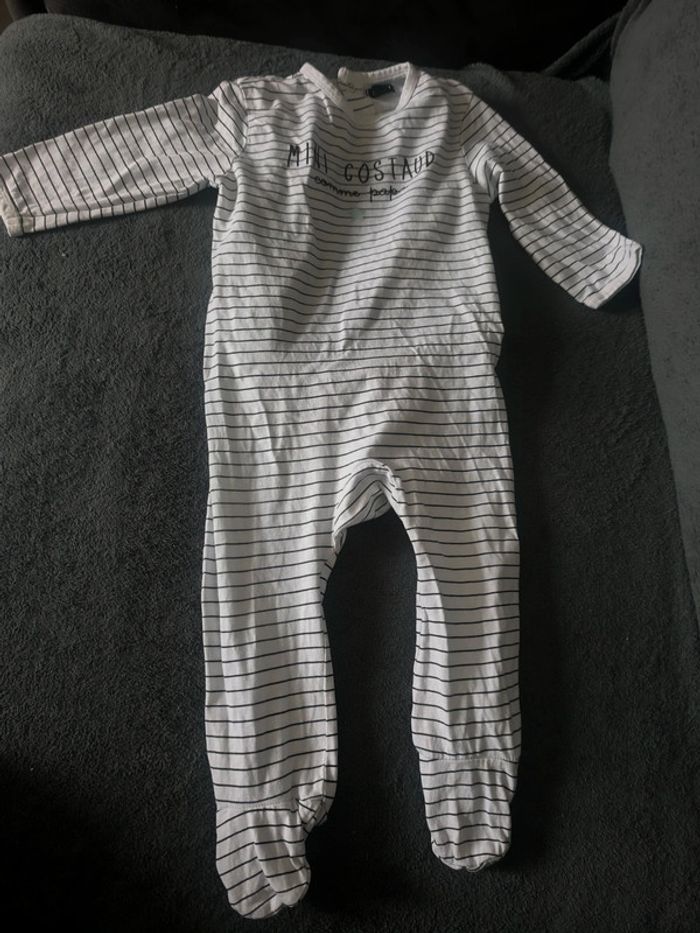 Pyjama " mini costaud comme papa" 12 mois - photo numéro 2