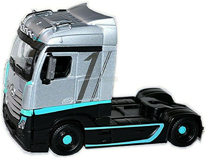 BBURAGO Mercedes Benz Actros Gigaspace tracteur Argent Silver Metallic 1:43 - photo numéro 3