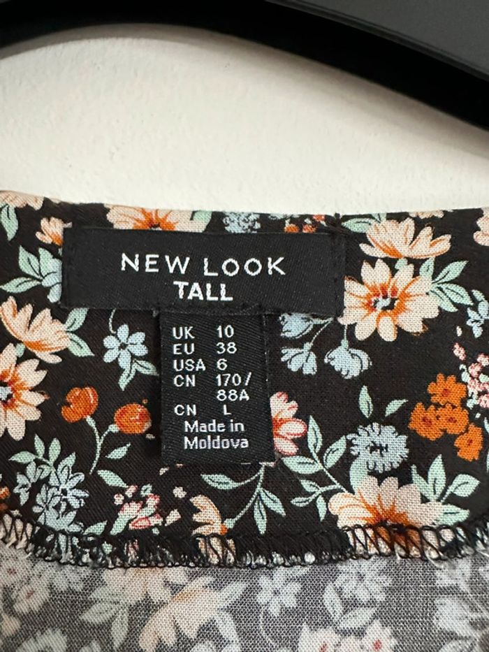 Robe fleurie New Look - photo numéro 3