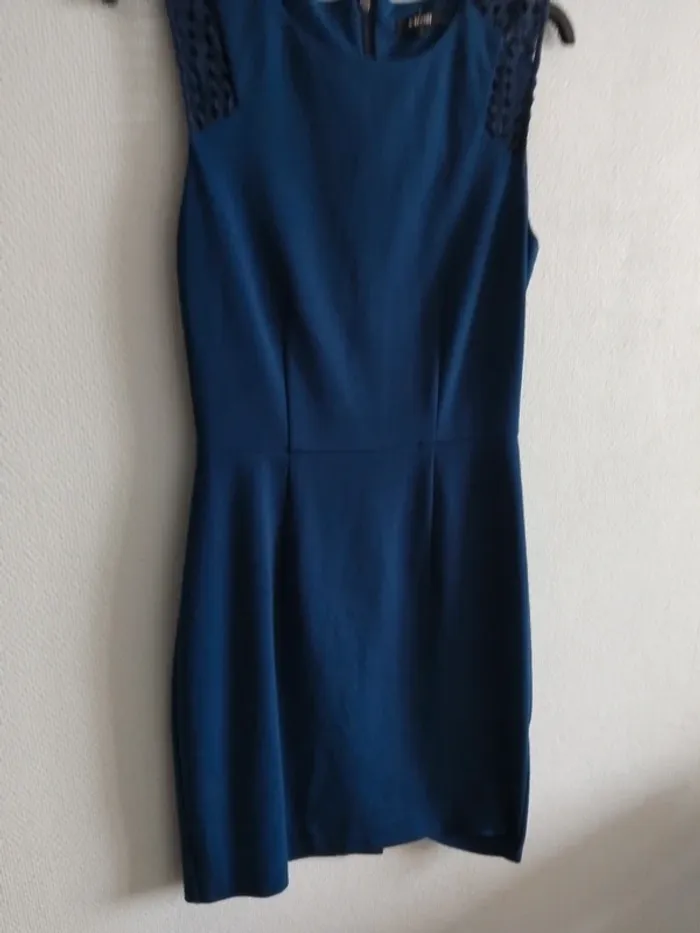 Robe kiomi taille 36 - photo numéro 3