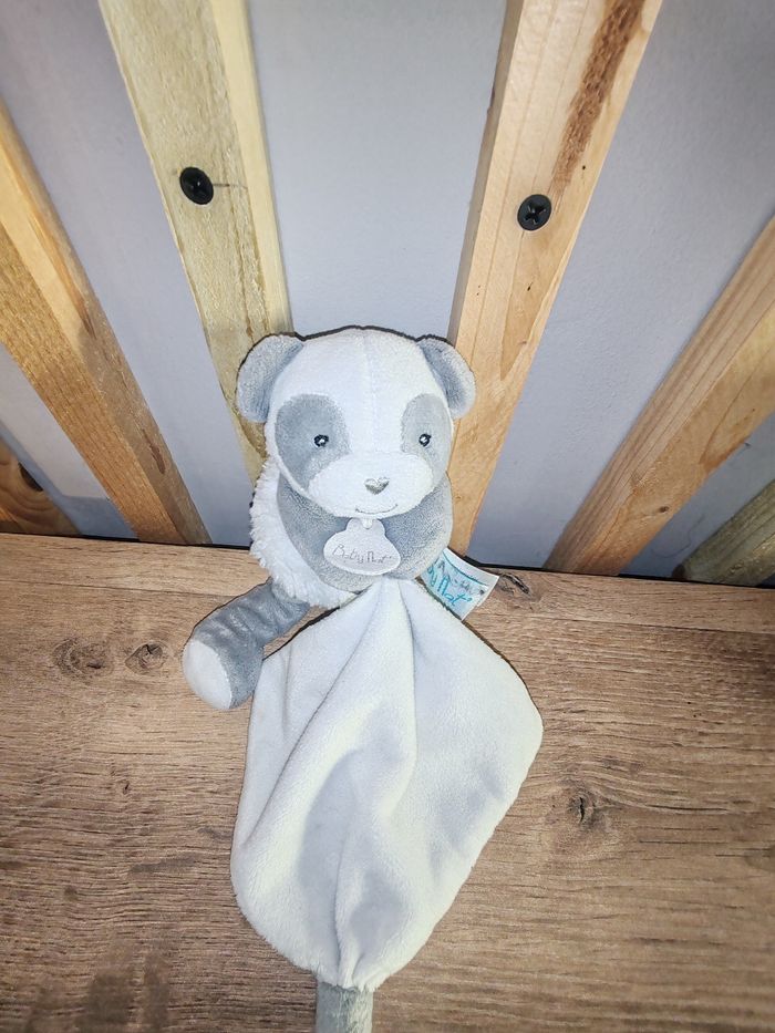 Panda gris et blanc baby nat