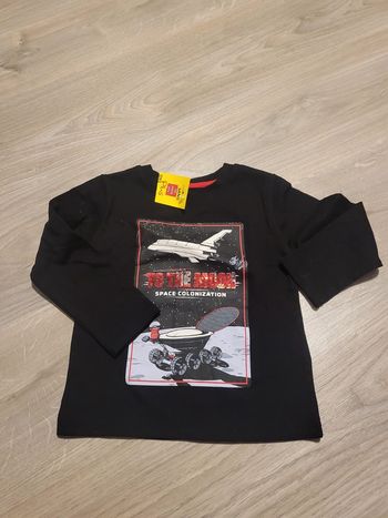 Haut manche longue noir neuf avec étiquette 3 ans ma boutique plus neuf 🏷