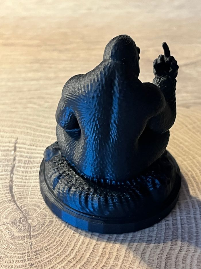🦍 Figurine Gorille Noir Assis – Modèle original - photo numéro 2