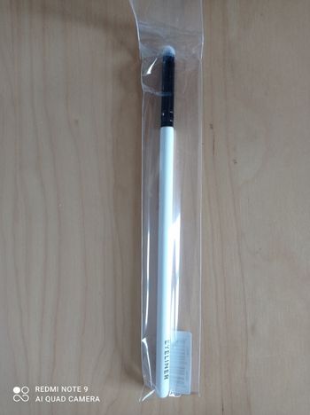 Pinceau eyeliner maquillage, NEUF