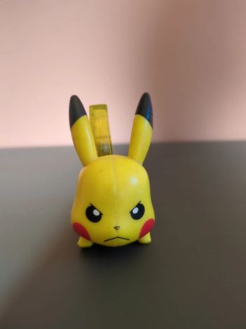 figurine pokémon Pikachu