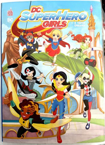 Comic DC Super hero girls tome 1