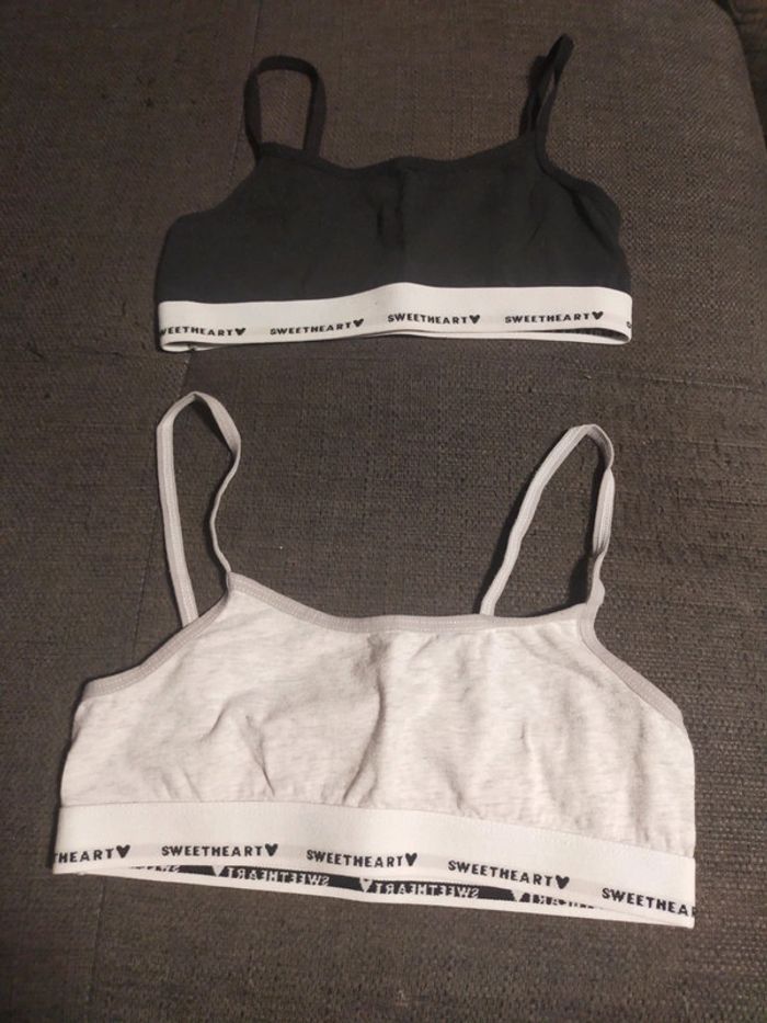 Brassières x 2 fille 11/12 ans Zeeman.