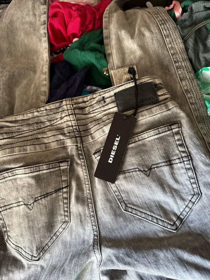Jean diesel taille 25 - photo numéro 2
