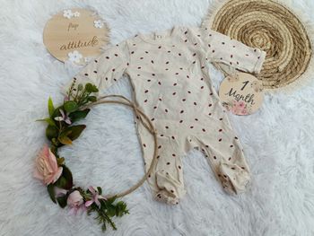 Pyjama neuf 1 mois  fille