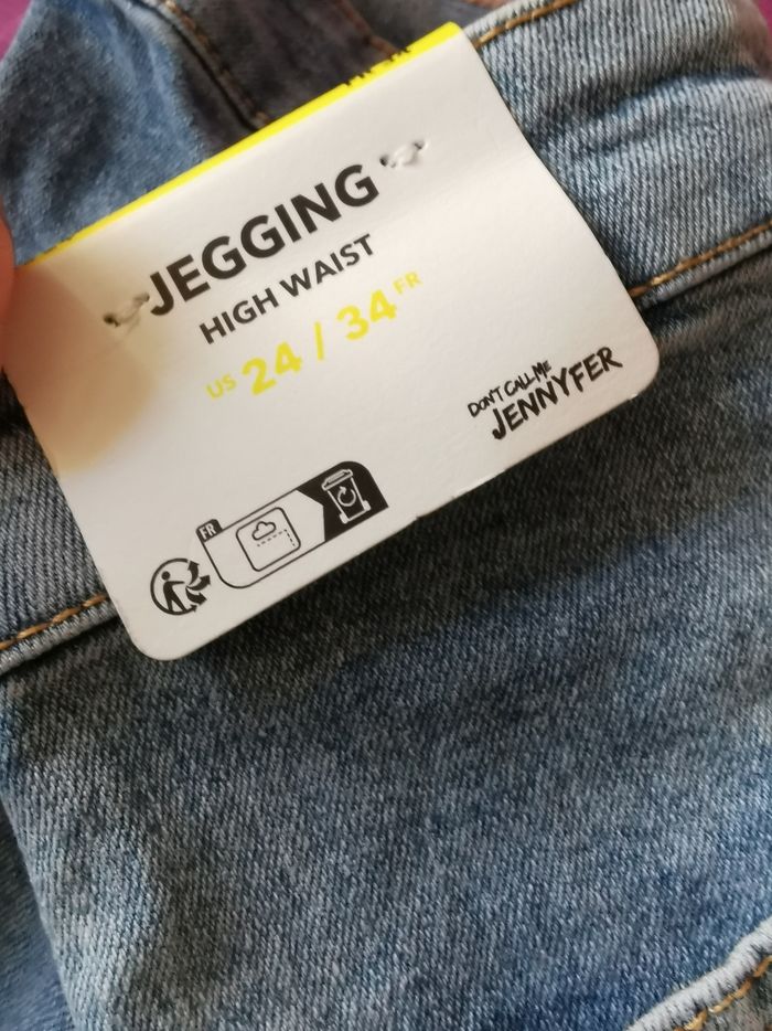 Pentalon femme neuf - photo numéro 3