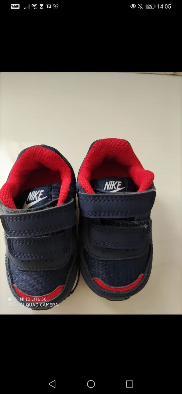 Basket Nike 18.5 neuve - photo numéro 3