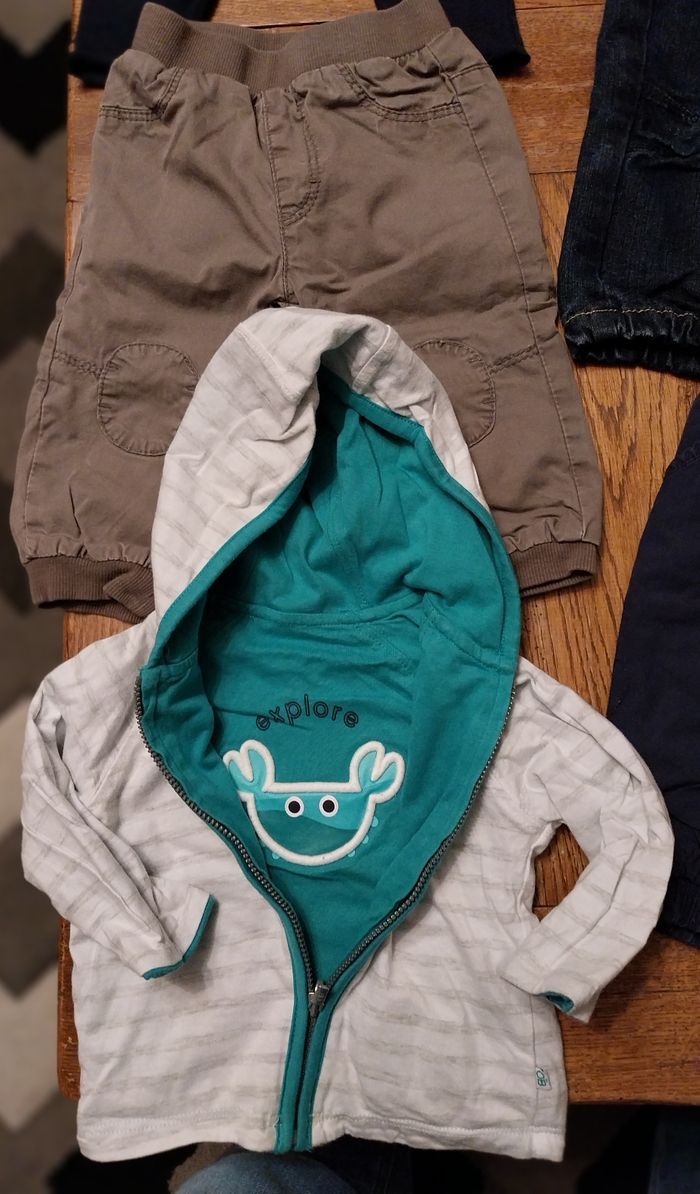 Gros lot de vêtements garçon printemps été - photo numéro 11