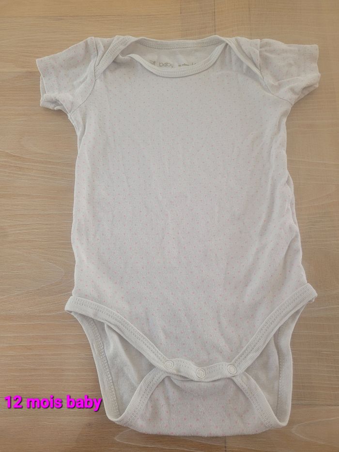 LOT DE 7 BODIES MANCHE COURTE - photo numéro 2