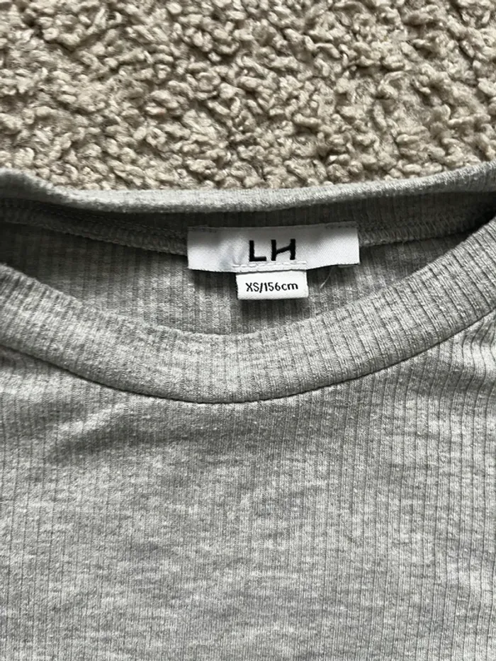 Pull gris - photo numéro 3