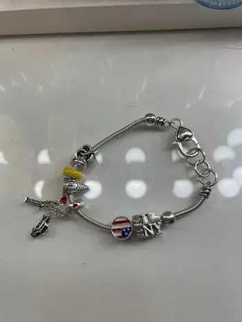 Bracelet neuf charms NY