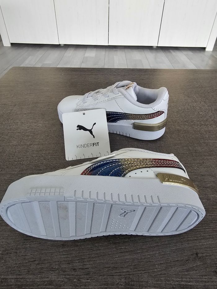 Chaussures arc en ciel puma neuve pointure 34 - photo numéro 3